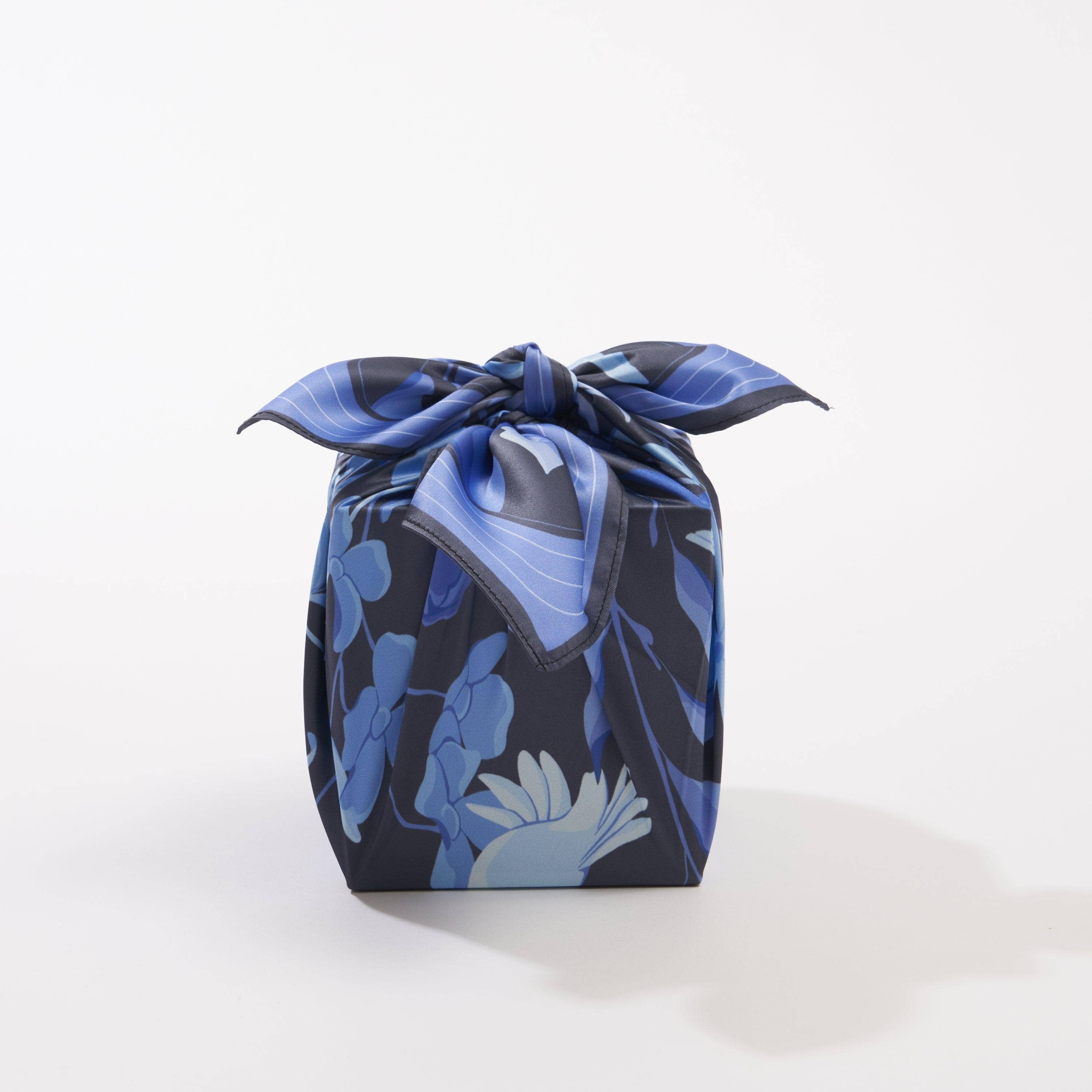 WRAPPR Gift Wrap - Vente Feuille de papier cadeau - Emballage cadeau Furoshiki par Danni Ha | 18 pouces, polyester recyclé43