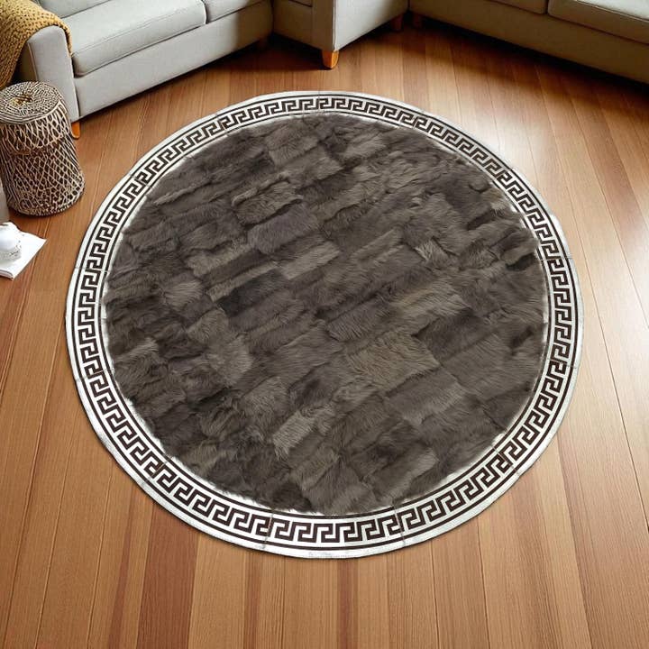 Mørkegrå Toscana Rundt Fåreskindstæppe, Blødt Naturligt Pels Cirkel Tæppe for engroshandel hos Karelias And Sons
