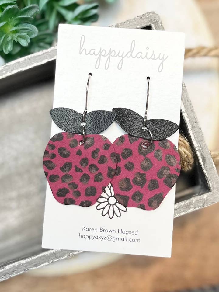 Boucles d'oreilles en cuir Teacher Apple Back to School pour la vente par happydaisy