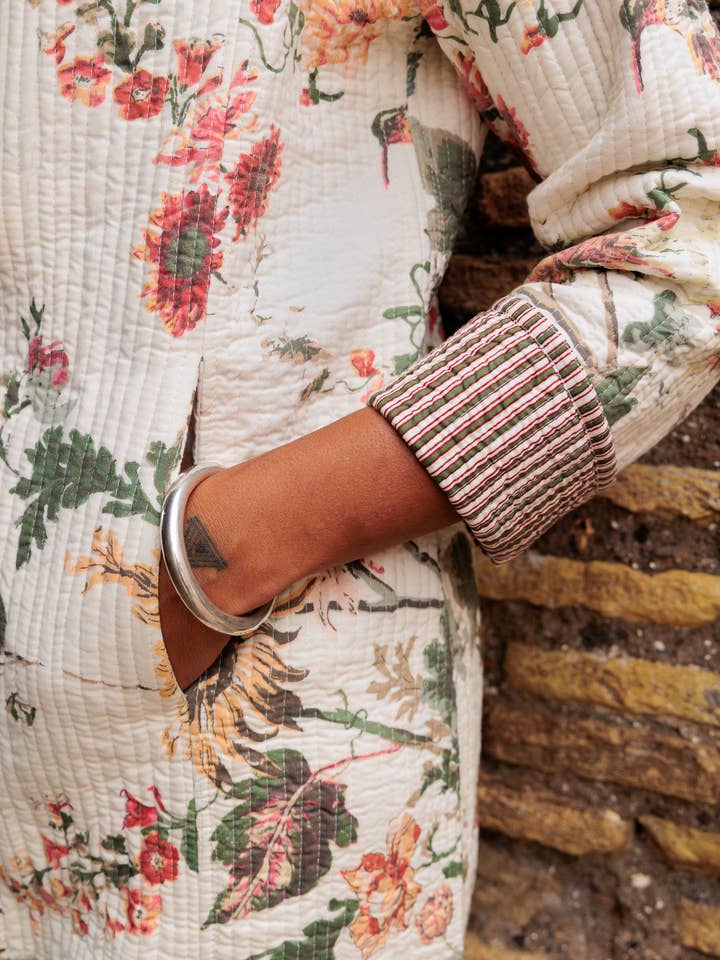 Devi Shop - Wholesale Coat - Women's - Midi Quilted Daya Coat ~ Blooms White4