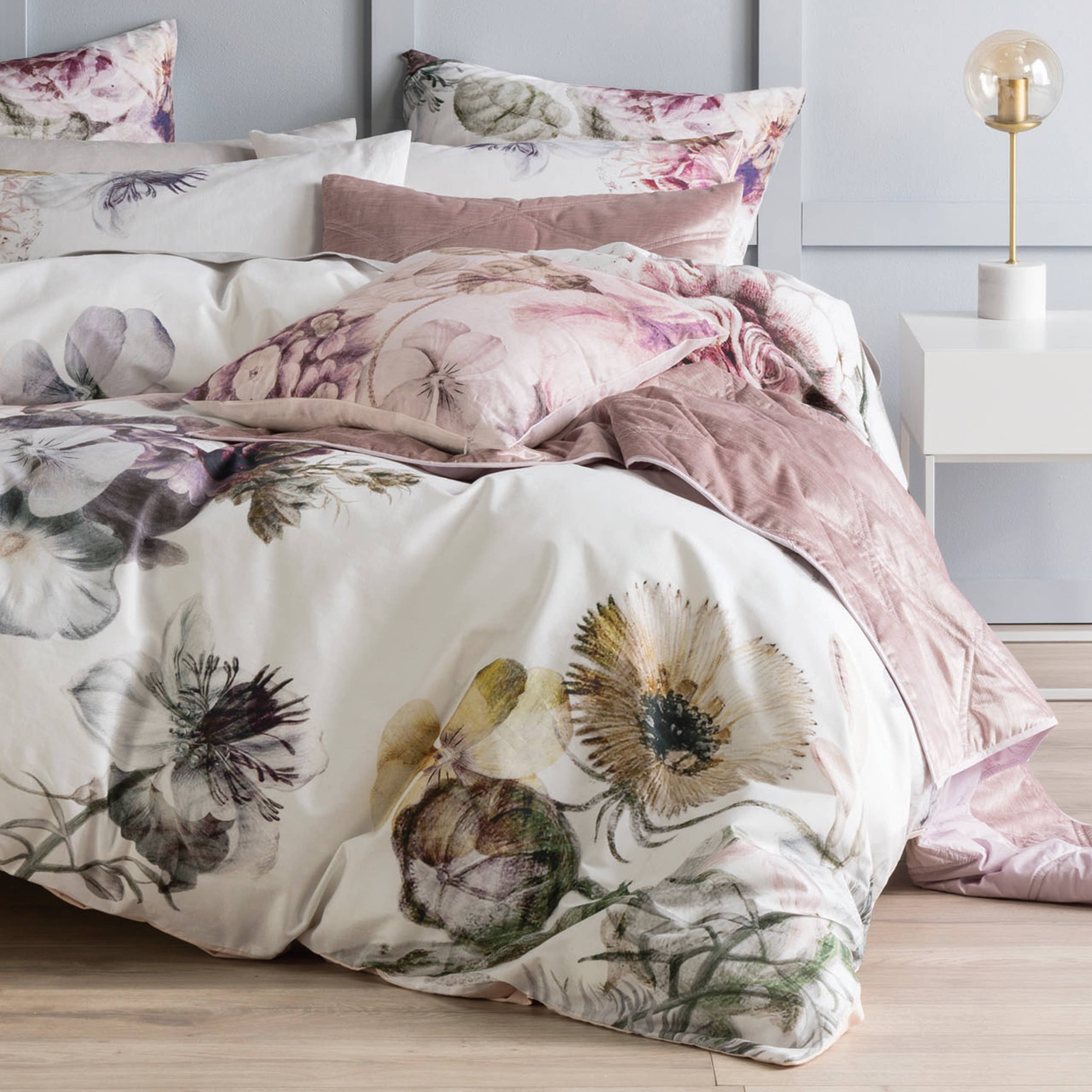 Ellaria Botanical Duvet Cover Set White/Pale Rose for wholesale on Faire2