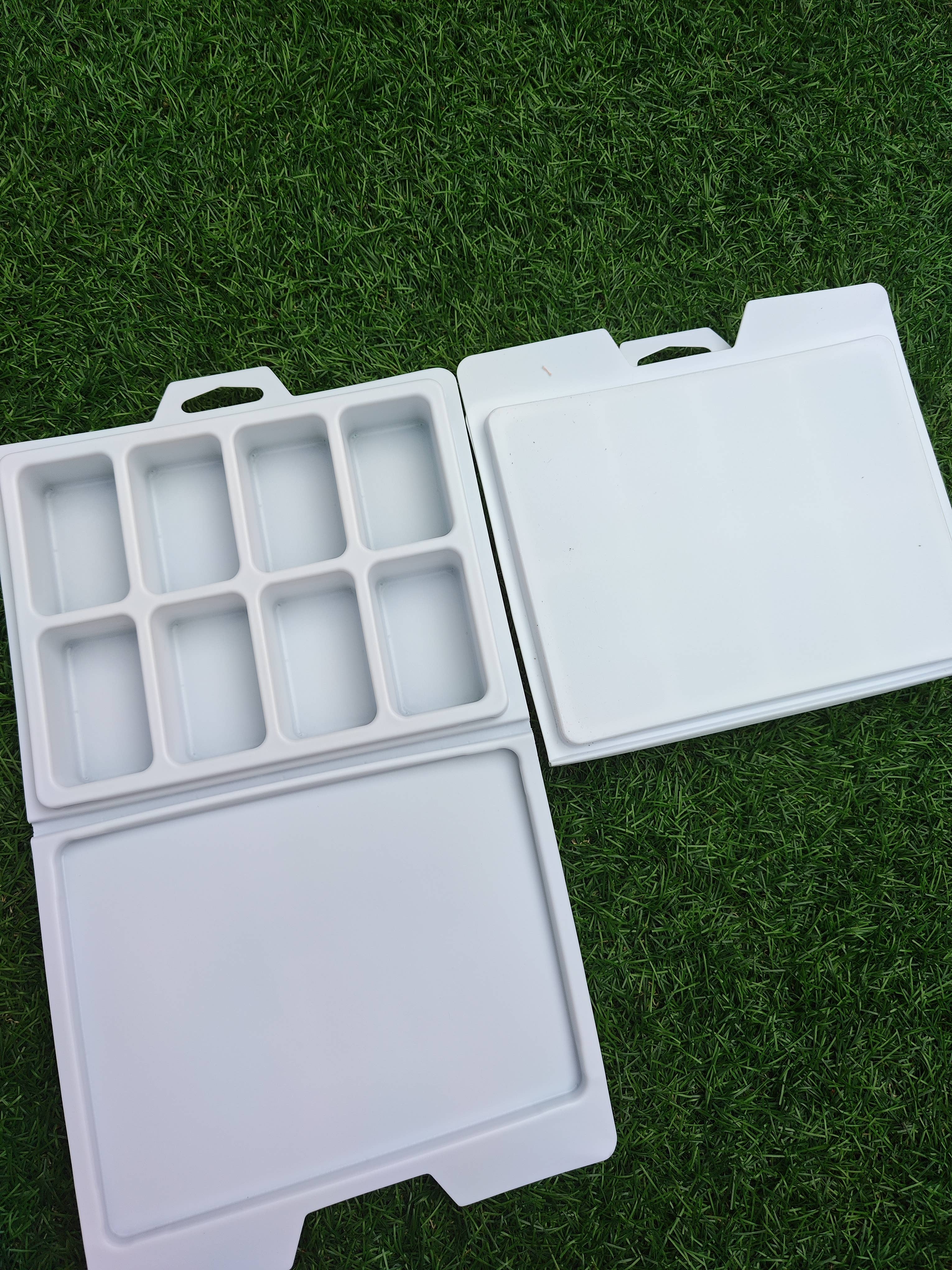 Wax Melt Clams - Wholesale Wax Melt - WHITE 8 Cavity HB Style Clamshell Packaging (Empty)1