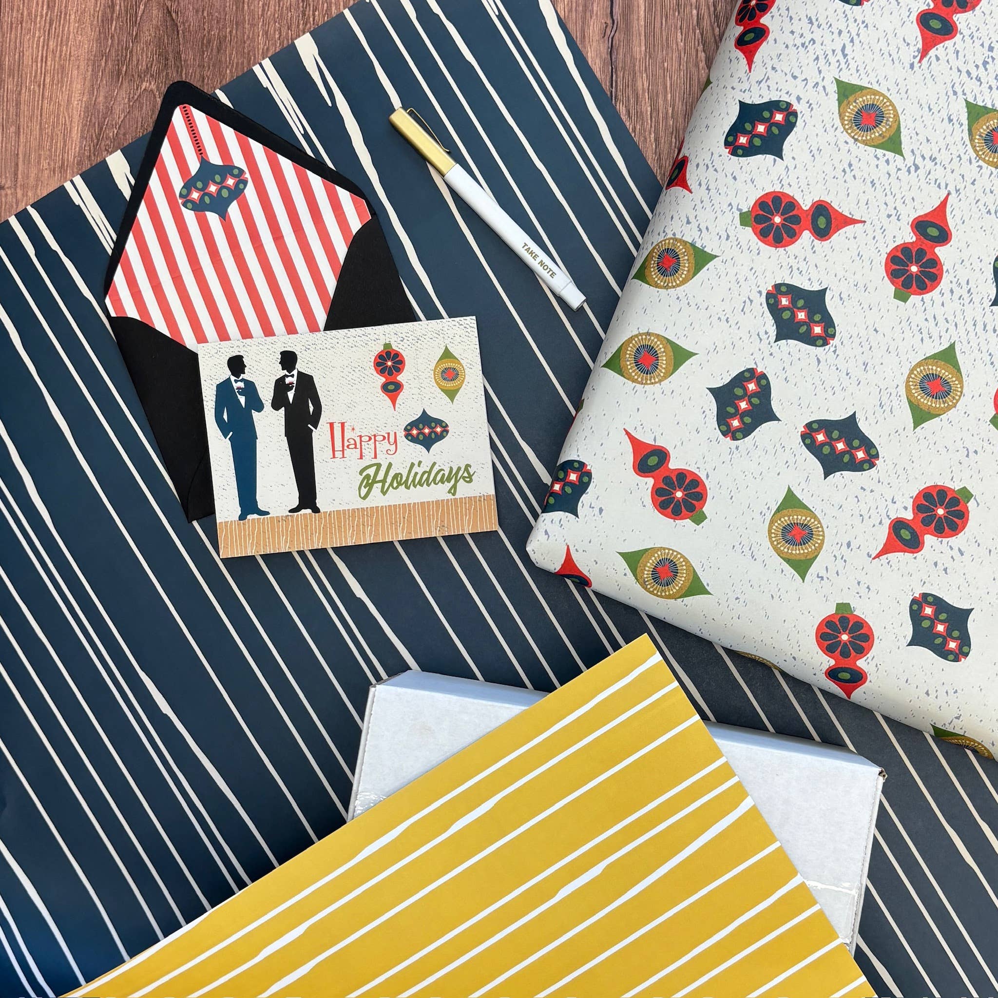 Mod Lounge Paper Company – Engroshandel Gavepapir – Retro Ornament Julegaveindpakning 2 ark i rør7