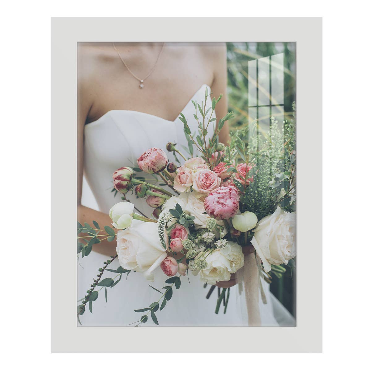 Wexford Home - Wholesale Picture Frame - Photo Frame. Real Wood Modern Frame, White1