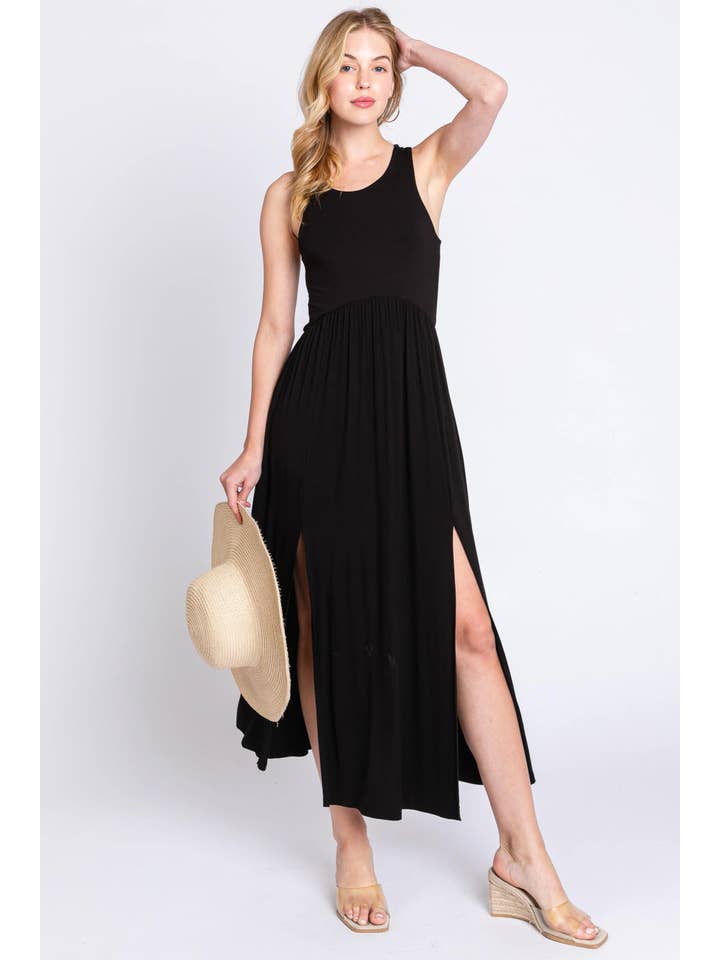 Final Touch - Wholesale Dress - Women's - Sleeveless Slitted Dress - D40755