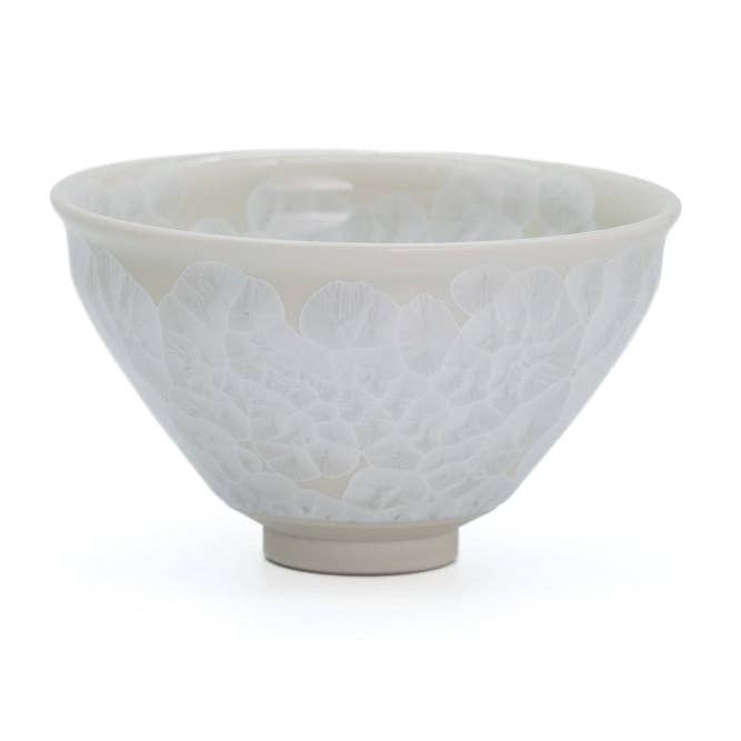 Ciotola Tenmoku con Smalto Cristallino Hanakessho Bianco Argenteo per la vendita all'ingrosso da parte di Tezumi