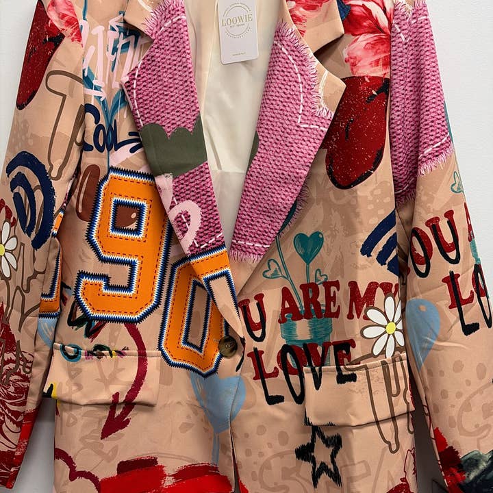LBLAURML One Size Italian Beige Pop Art Print Blazer for wholesale by LOOWIE