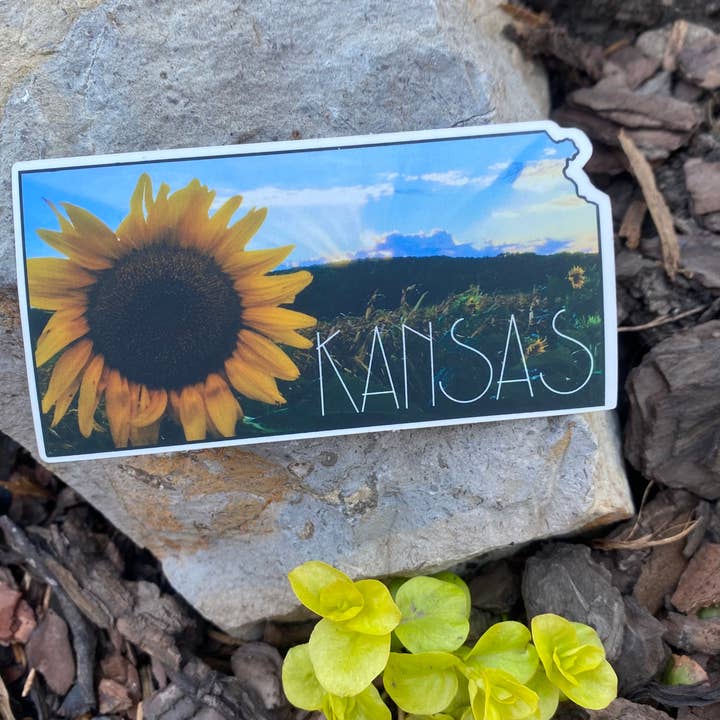 Pegatina con forma de girasol del estado de Kansas para venta al por mayor de Something Beautiful