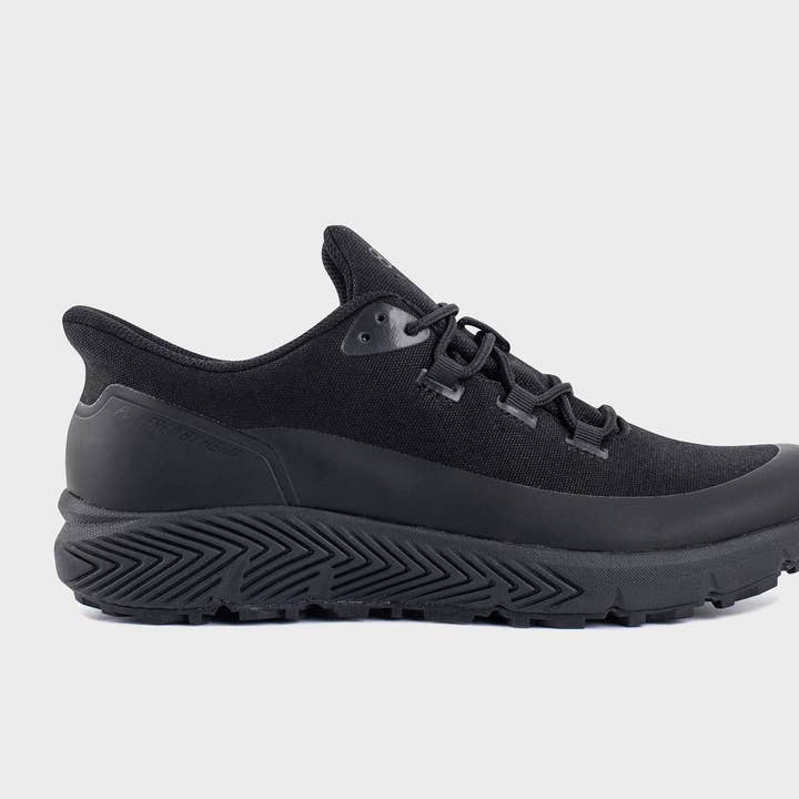 Hemp Trekker in Black for wholesale by 8000 Kicks Europe