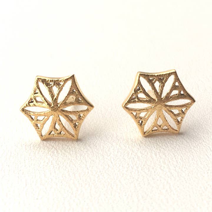 Colorado Snowflower Stud Gold for wholesale by Wolf People Jewelry Design