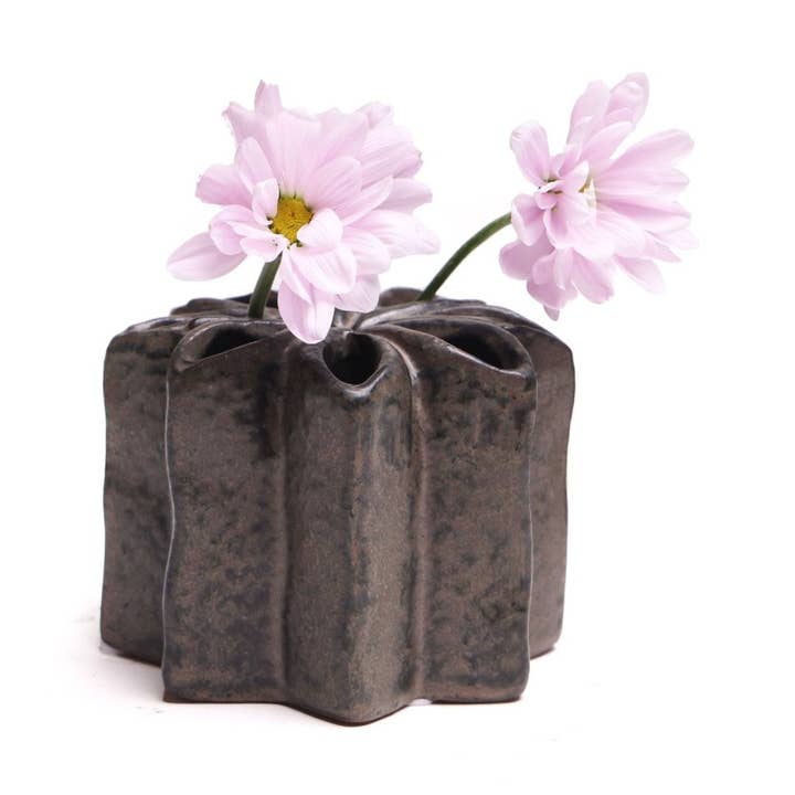 Misty Unique Flower Vases For Vintage Decor Ceramic Handmade for wholesale by Chive