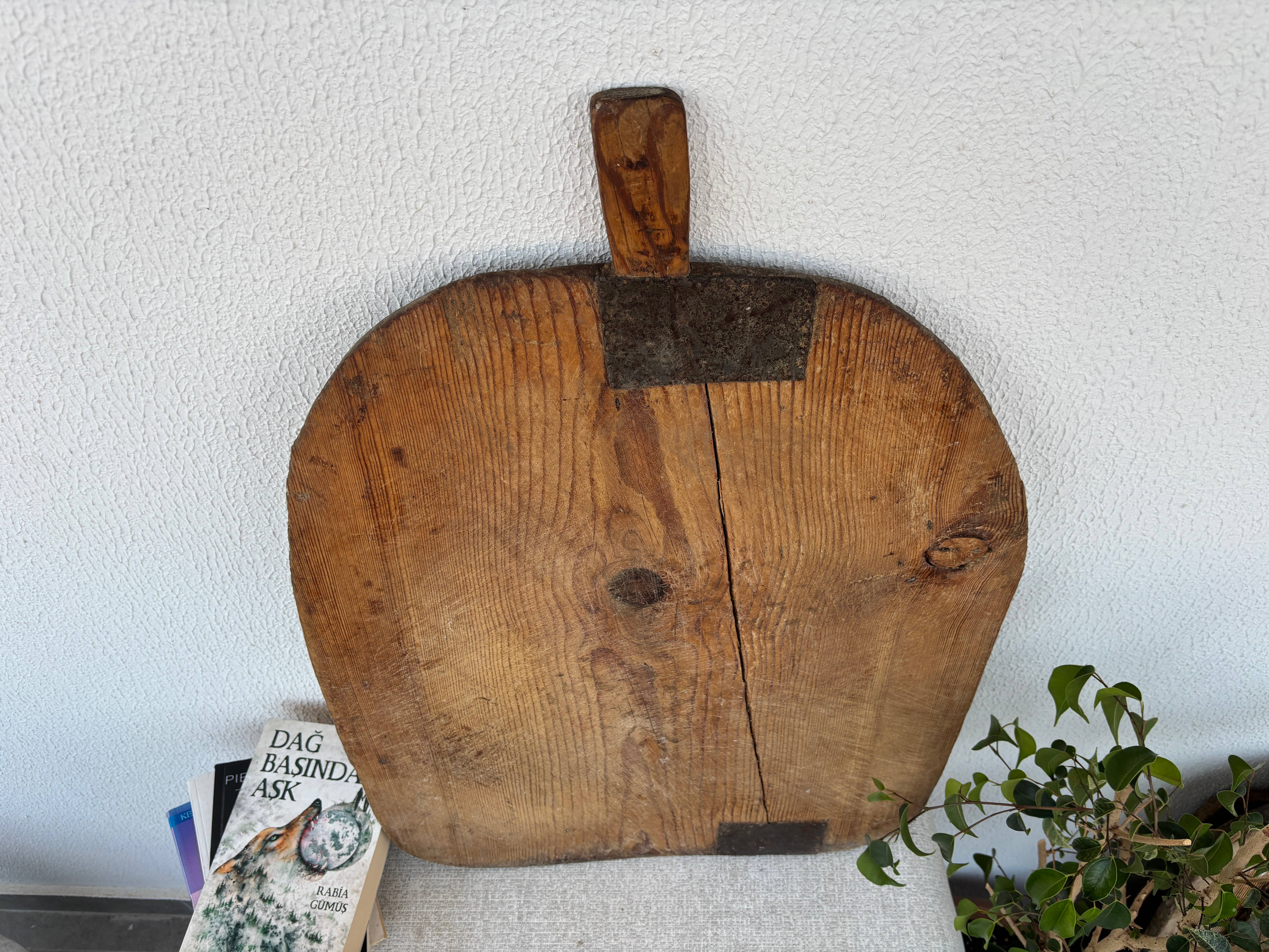 Rustic Remnents - Wholesale Cutting Board - Old Anatolian Wooden Board – Handmade Turkish Wood1