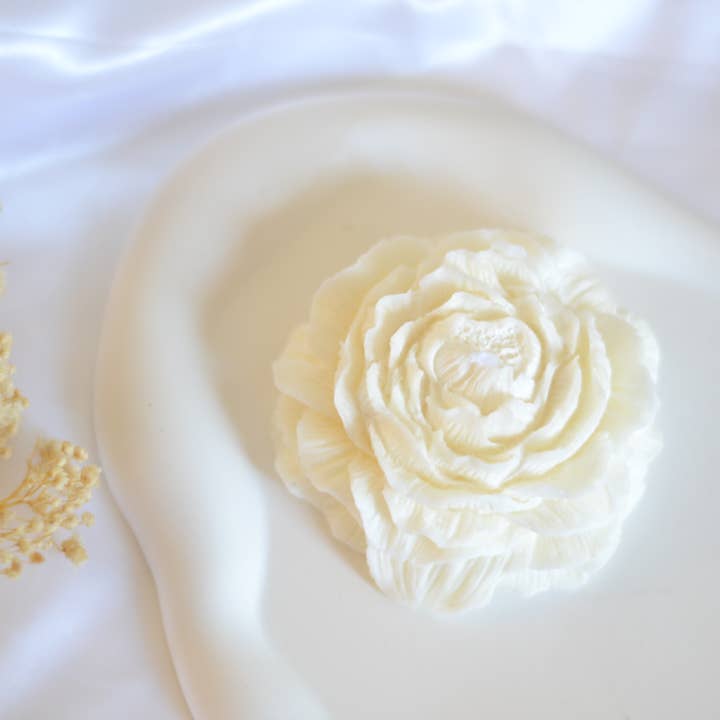 The Bennington Society - Wholesale Novelty Candle - Peony Candle2