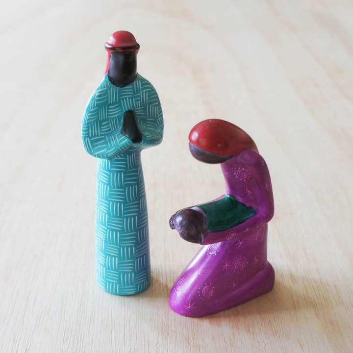 Maria kniend & Joseph stehende Krippe, bunt für den Großhandel von Venture Imports LLC