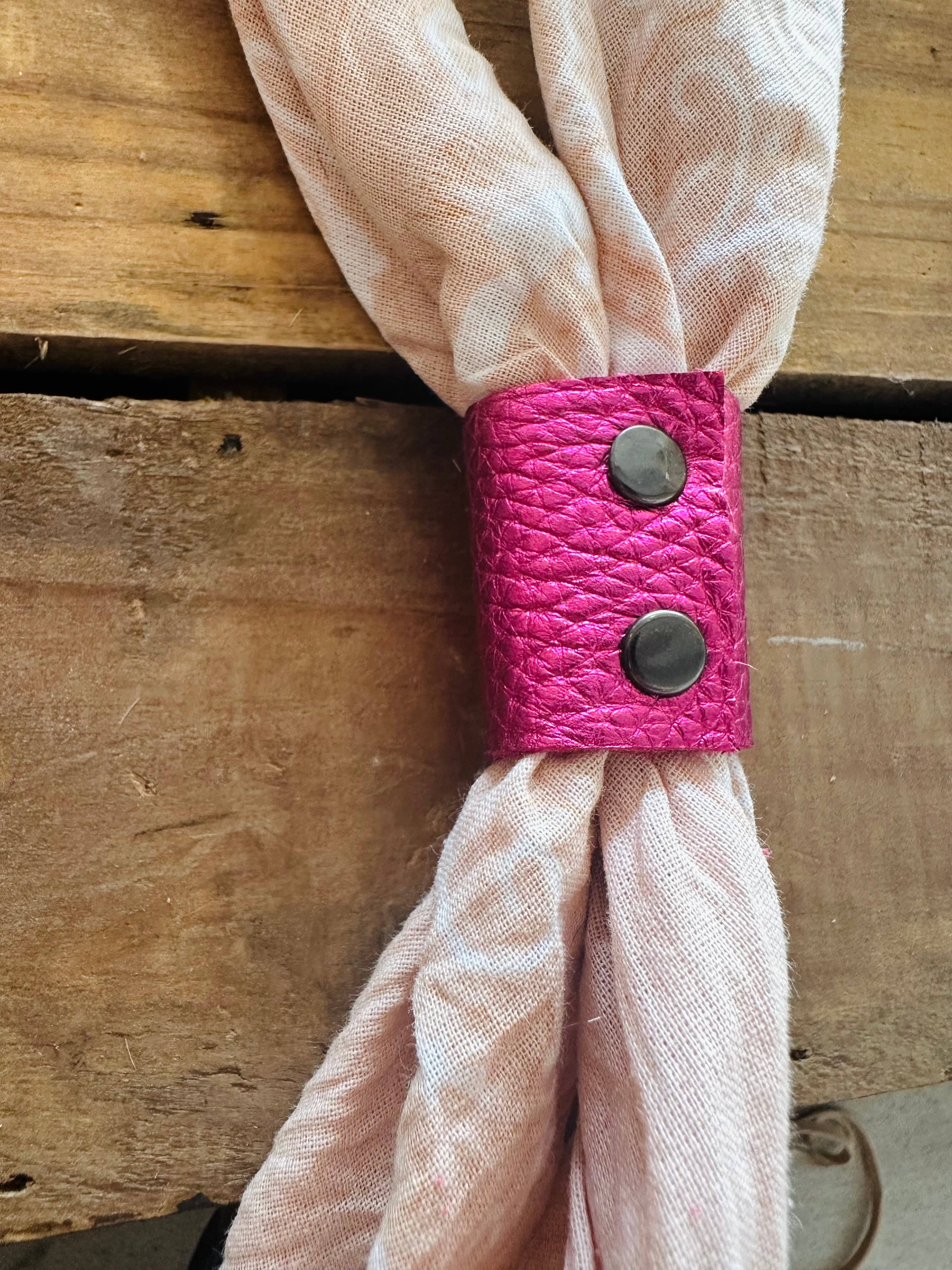 Boots Are My Roots – wholesale Bandana – Women's – Pink Metallic Leather Bandana Slide3