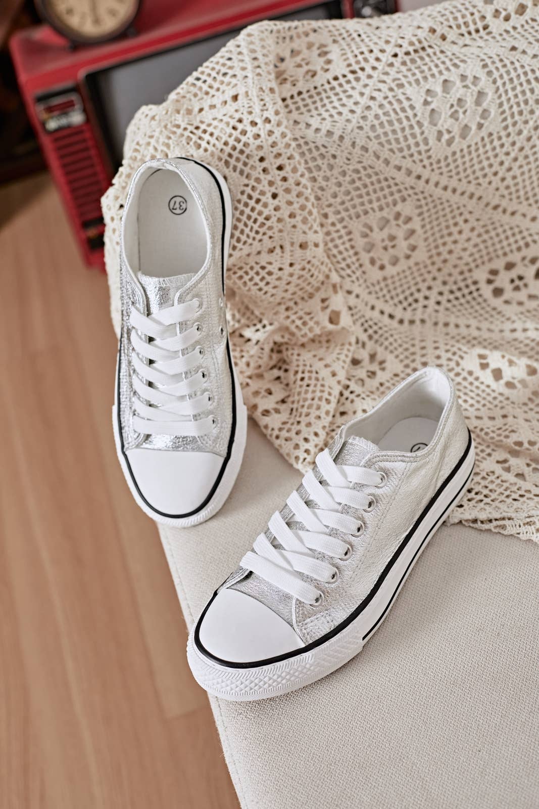 ERYNN - Wholesale Lifestyle Sneakers - Women's - Lace-up sneakers - Lilianna1