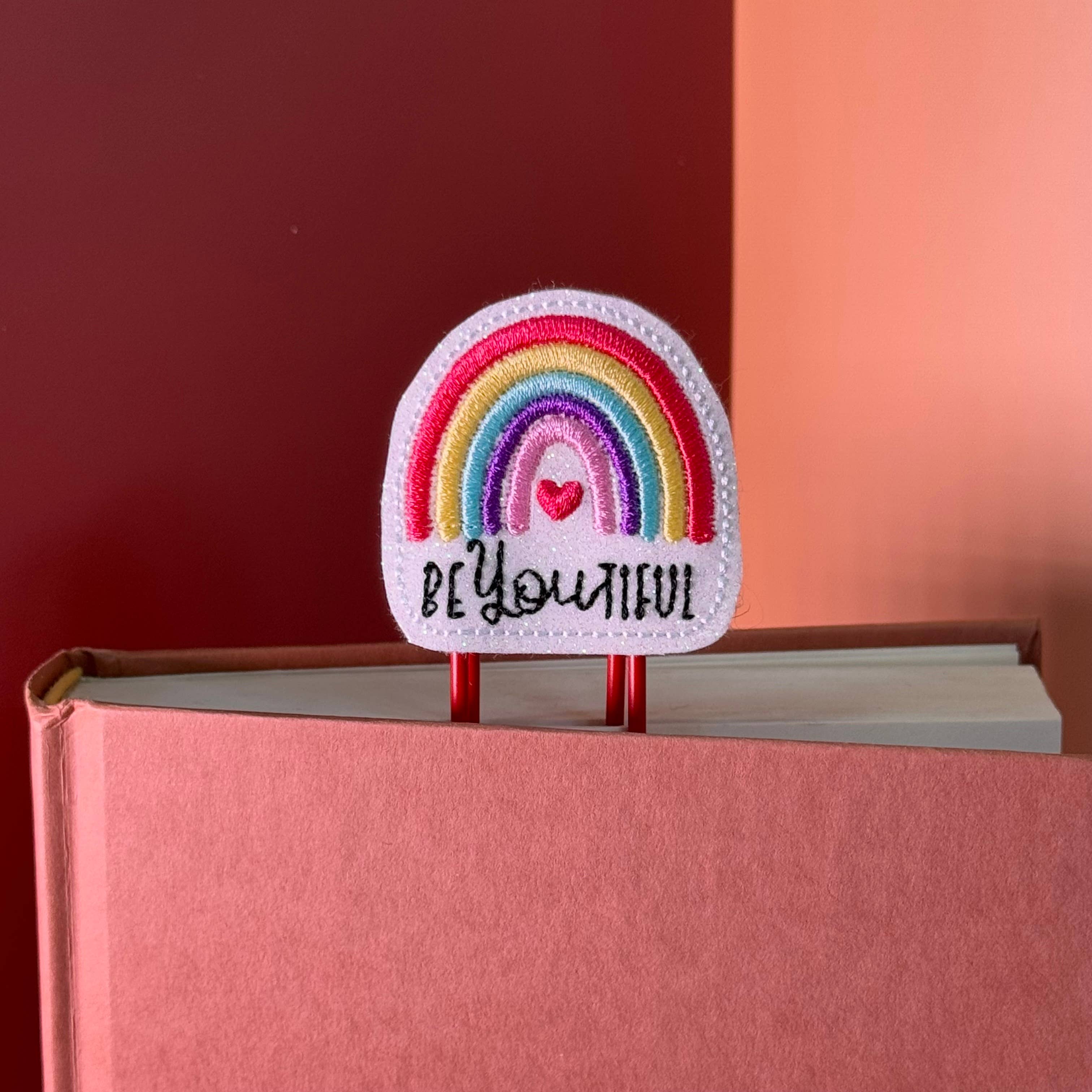 I Love Books and Bows - Vente Marque-page - Grands marque-pages trombone - BeYoutiful rainbow2