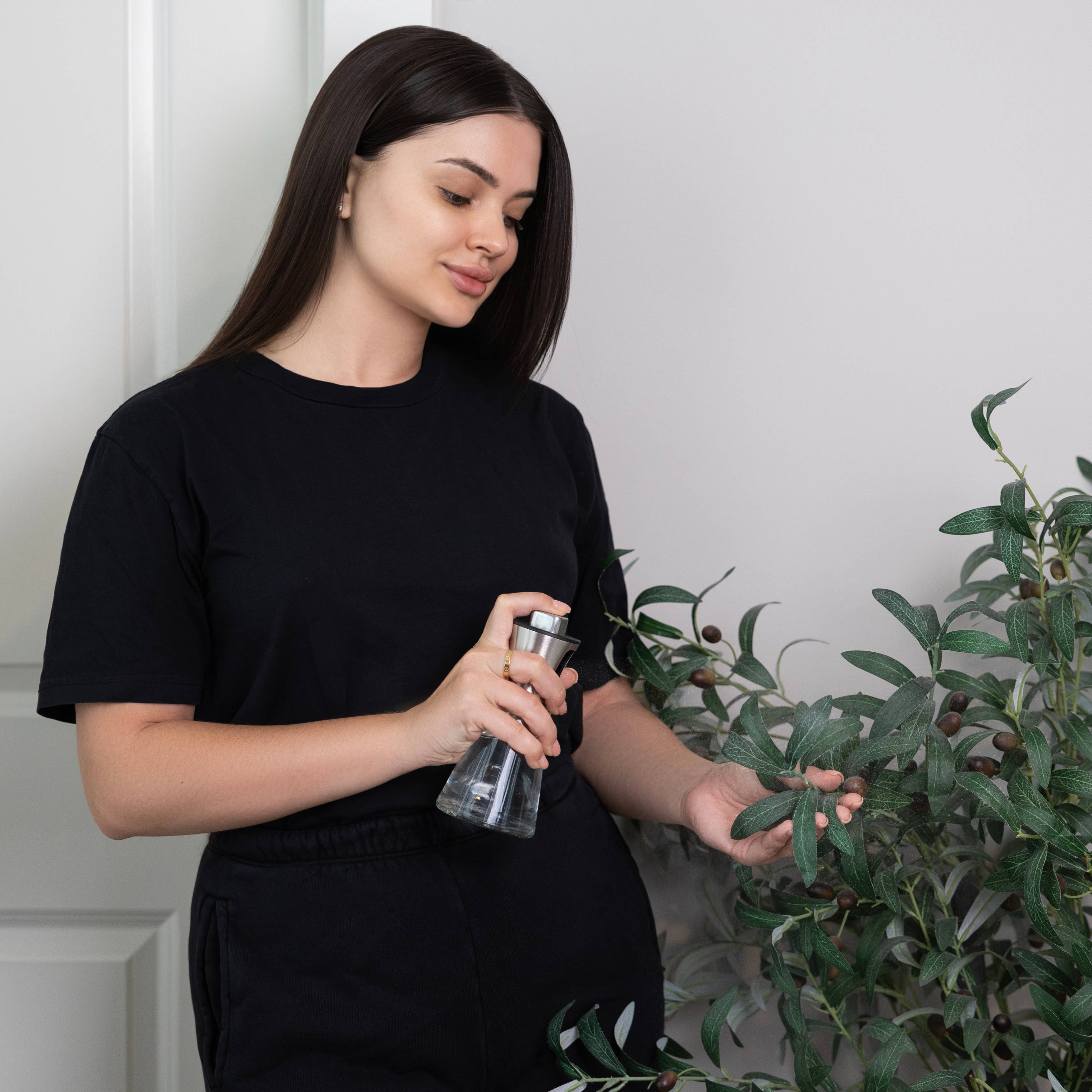 Fox Run Brands – Engroshandel Olie- og eddikedispenser – Fox Run Brands glas sprayflaske til olivenolie, 200 ml1