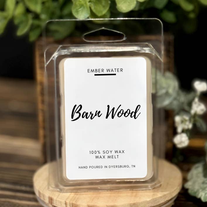 Cire fondue pour bois de grange pour la vente par Ember Water