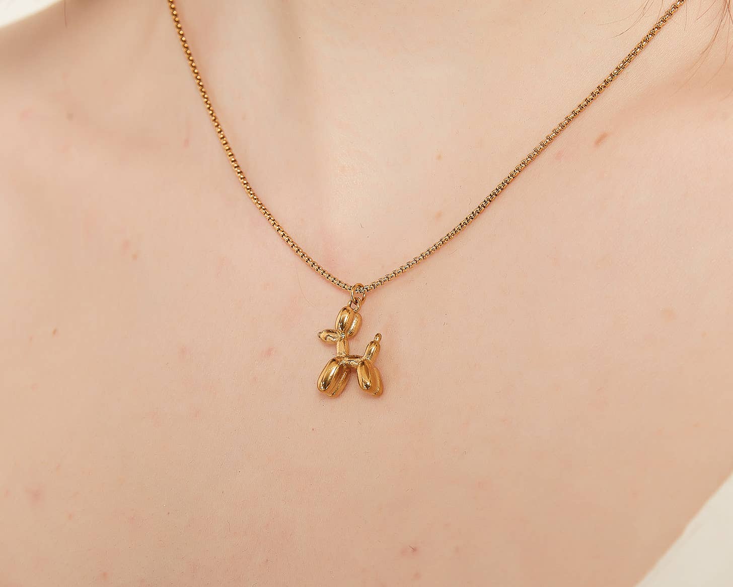 Melange Blanc - Wholesale Pendant/Charm Necklace - Camilie Balloon Puppy Dog Charm Necklace in gold & silver4