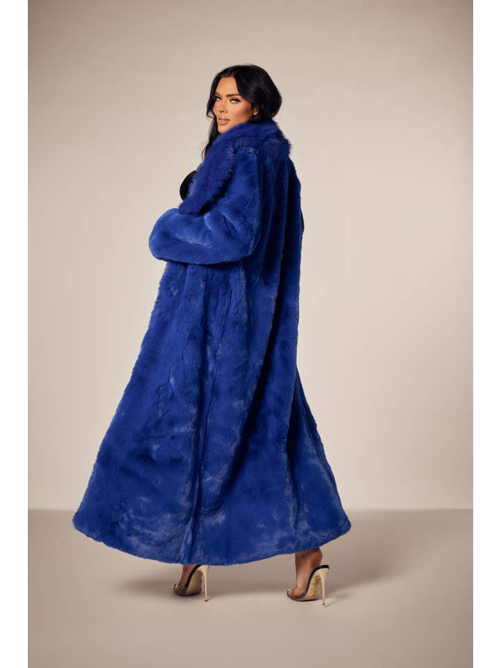 WFFS - Wholesale Coat - Women's - Faux Fur Long Coat with Pockets9