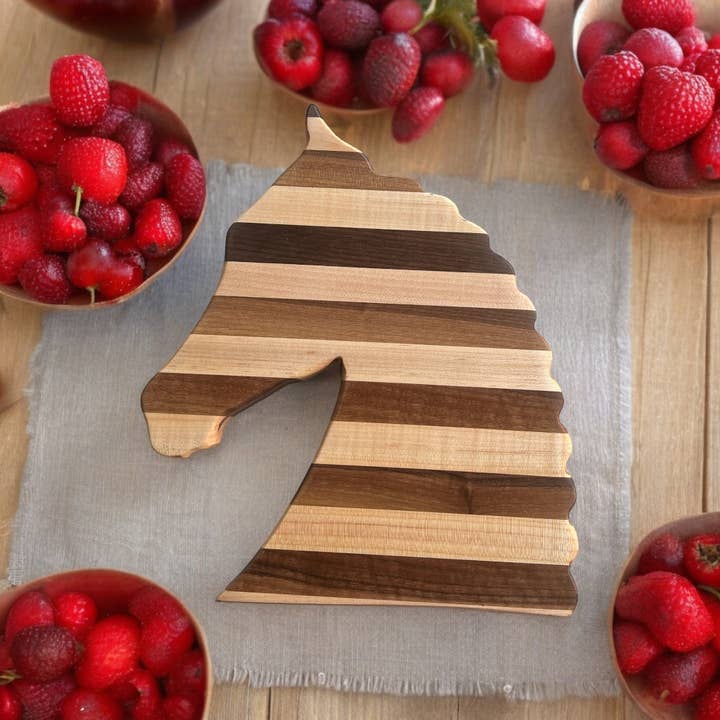 TG Designs LLC - Wholesale Cutting Board - SHOW/FANCY HORSE LARGE
