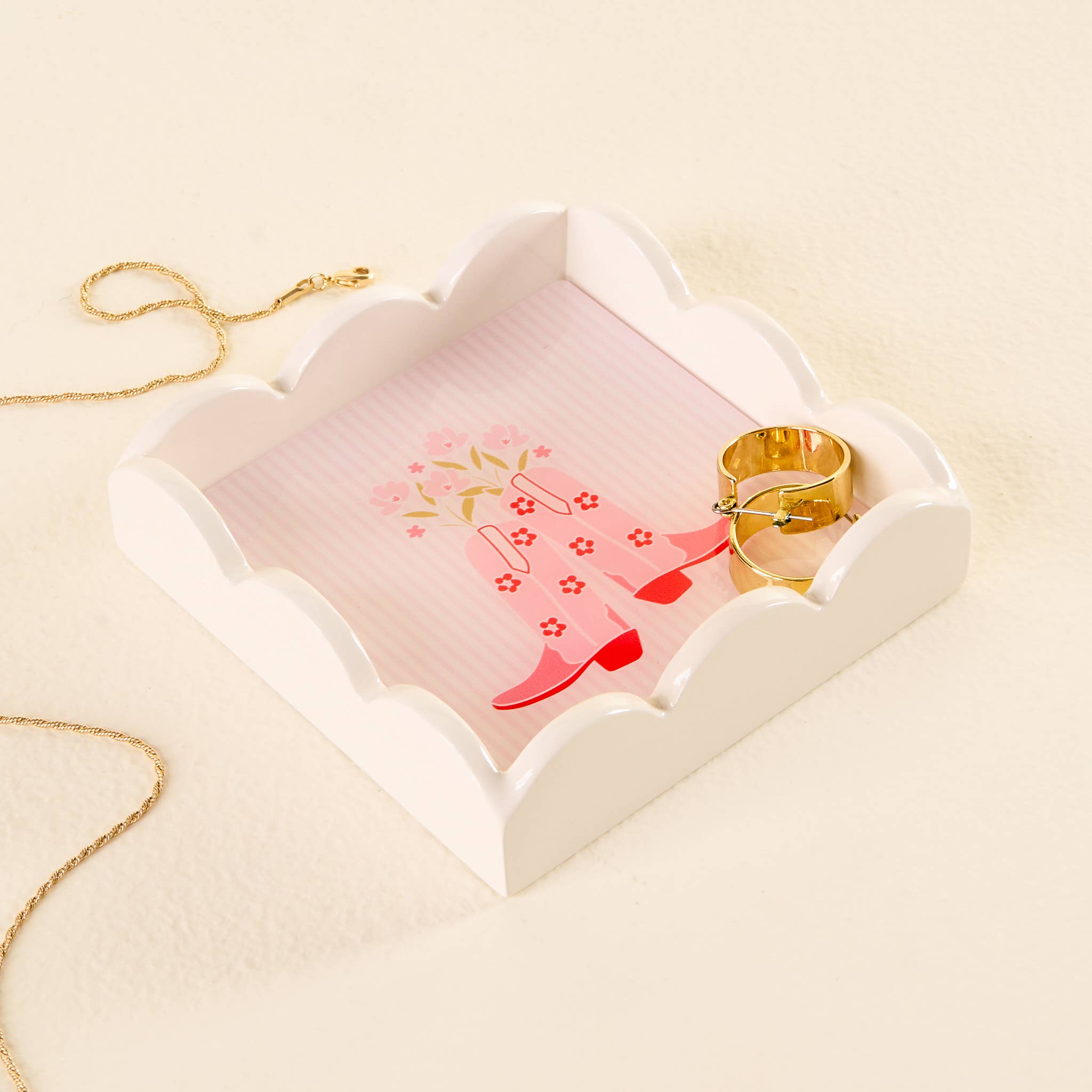 The Darling Effect - Wholesale Jewelry Dish - Scallop Trinket Tray-Cowgirl Boots