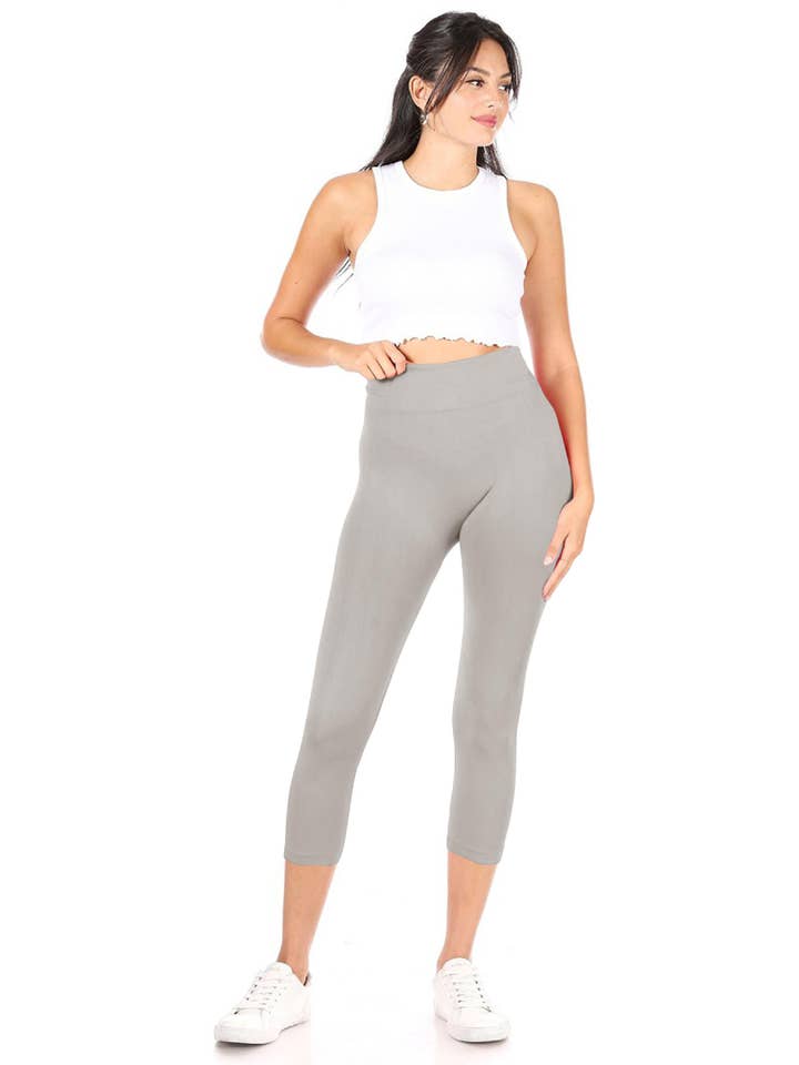 MOA COLLECTION - Wholesale Athletic/Lounge Leggings - Women's - Women's Casual Solid Seamless Capri Leggings30