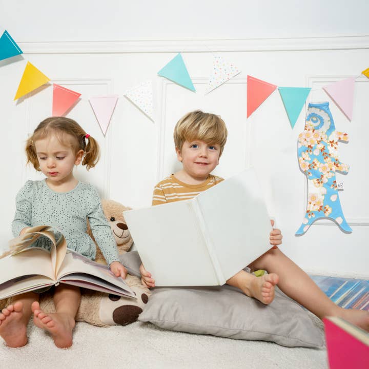 MADAME MO - Wholesale Wall Accent - Koinobori Hanami - unique decorative piece (Mini)1