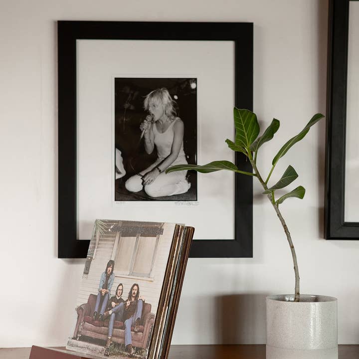 Upton - Wholesale Magazine Rack - LP Stand - Rose1