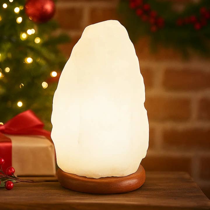 Himalayan Salt Lamp 4-6 kg White for wholesale by Green Tree