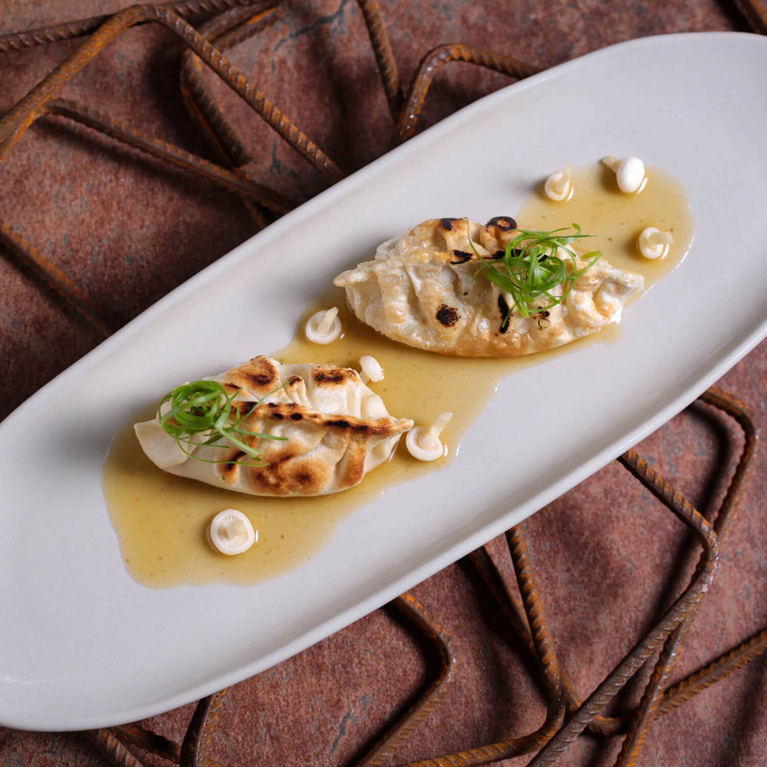 Ivoire Grand plat ovale peu profond 36 x 13 cm Argile en vente sur Faire4