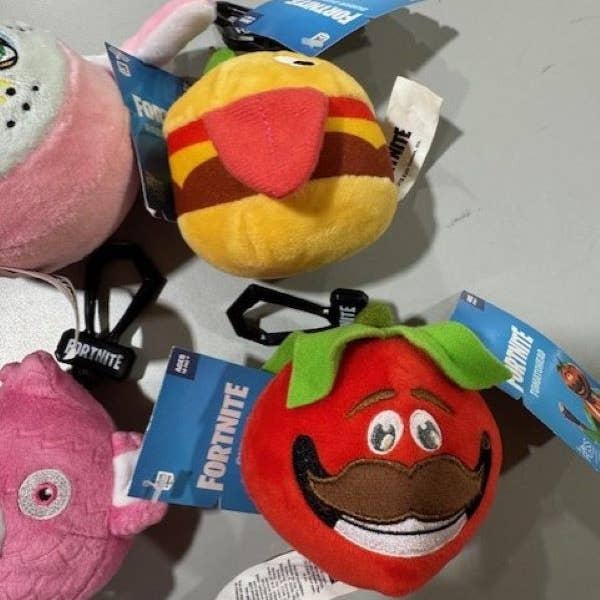 Wildwood Enterprises LLC - Wholesale Stuffed/Plush Toy - Kids & Baby - Fortnite Plush - Assorted Lot of 6 Plus BONUS ITEM!2