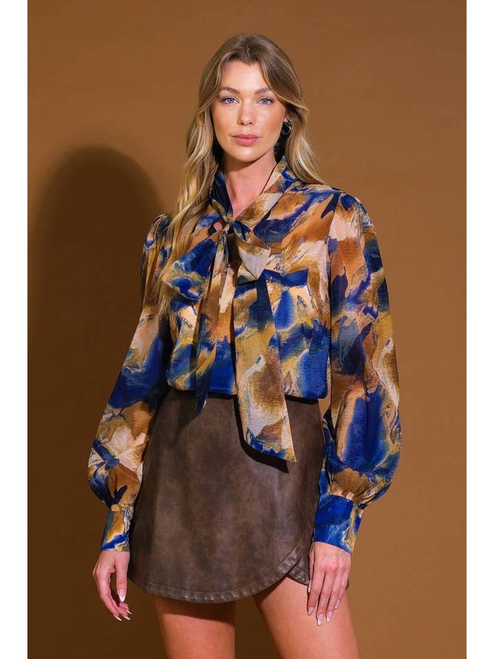 AZUL MARINO TOPO Una blusa tejida estampada -IT13362 de venta al por mayor en Faire0