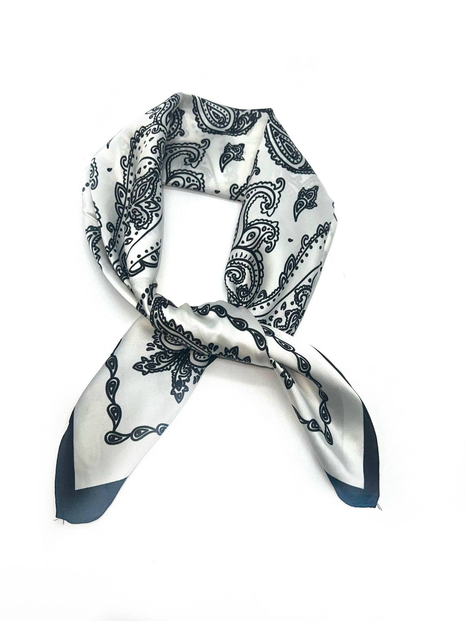 LINETA - Vente Écharpe – femme - D-164 Foulard touche soie 70x70 motif cachemire1