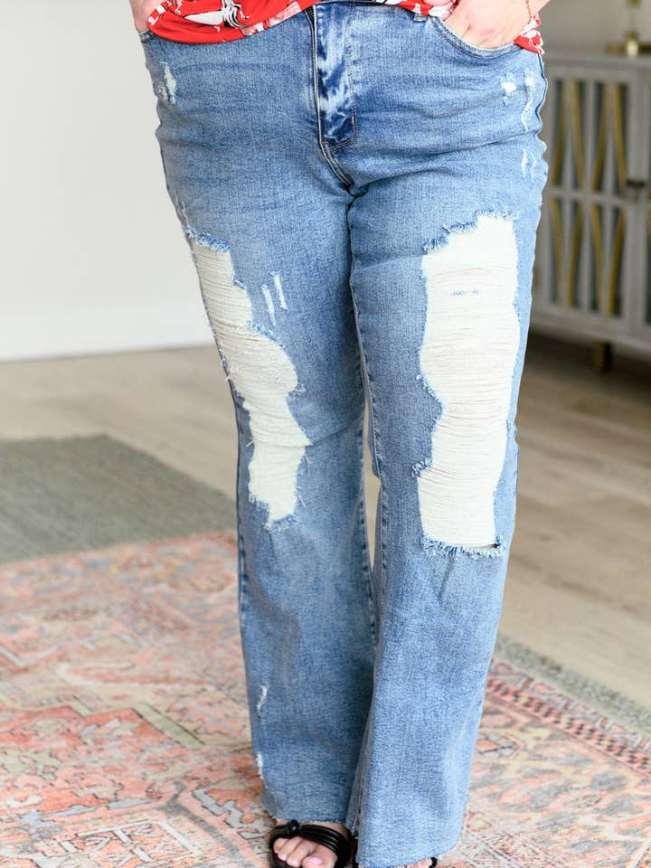 Fusée de destruction lourde Kiana High Rise pour la vente par Bella Nova Style Co