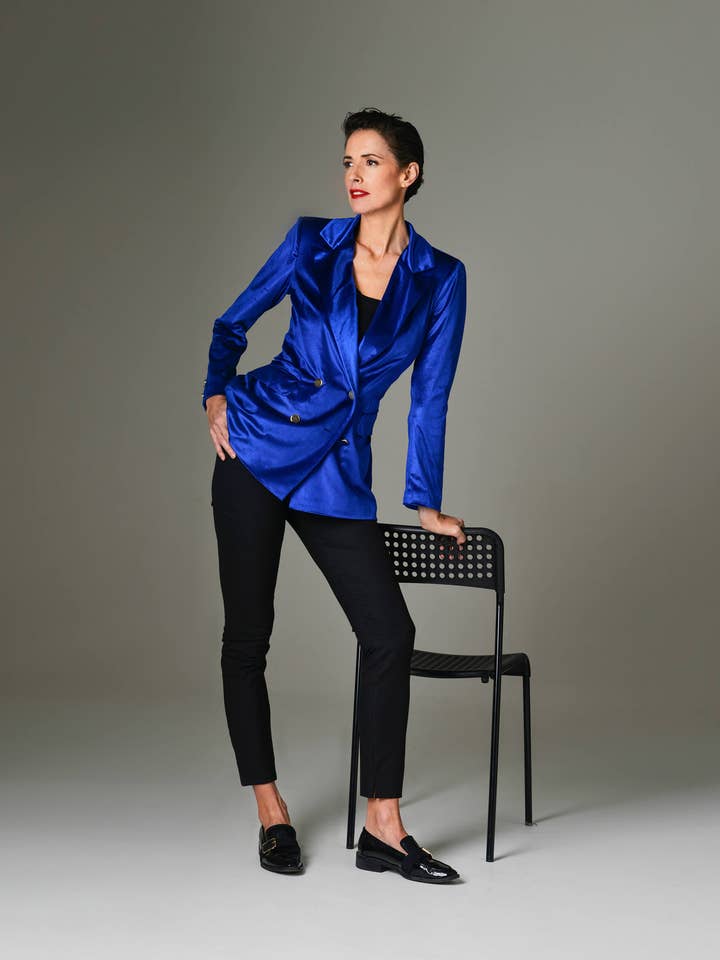 Blazer in elektrisches Blau mit Revers für den Großhandel von Á+BLAZERS