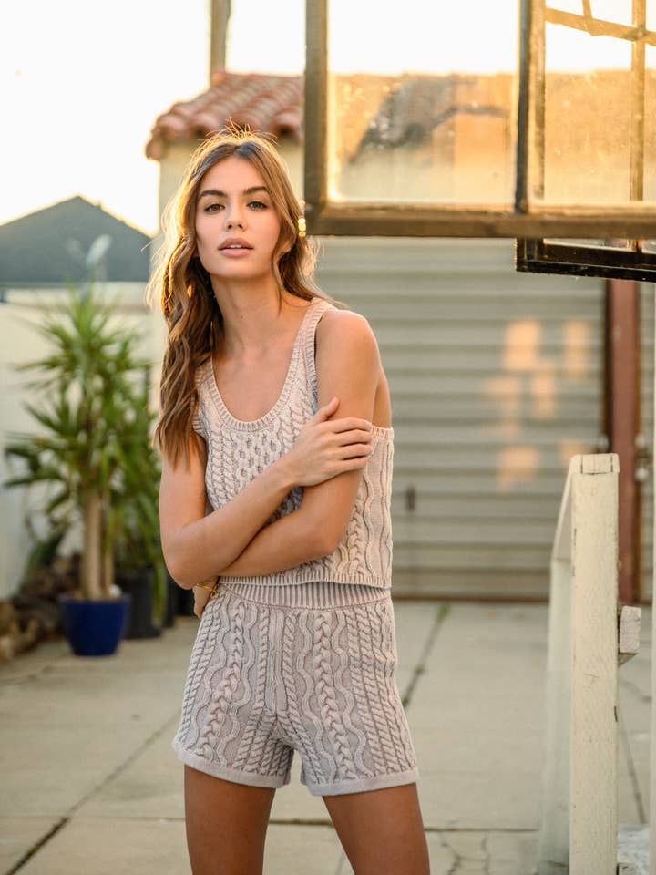 P3372ST DYE AND WASH CABLE KNITTED SHORTS for wholesale by MIOU MUSE