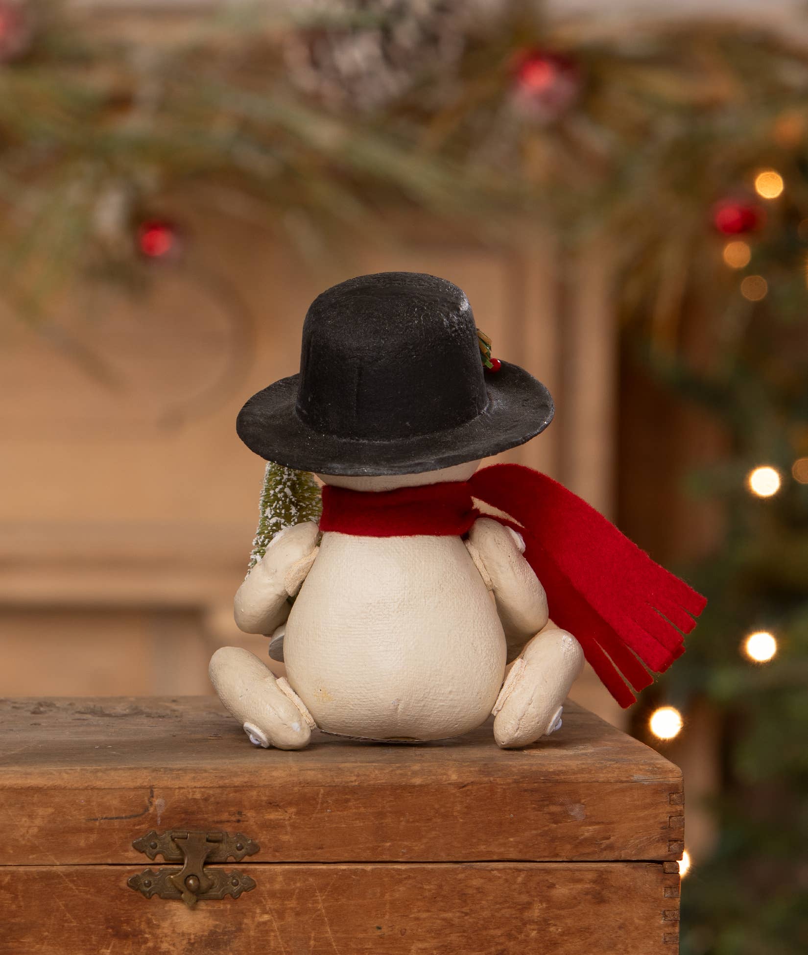 Bethany Lowe Designs - Wholesale Decorative Figurine - Bing Flake1