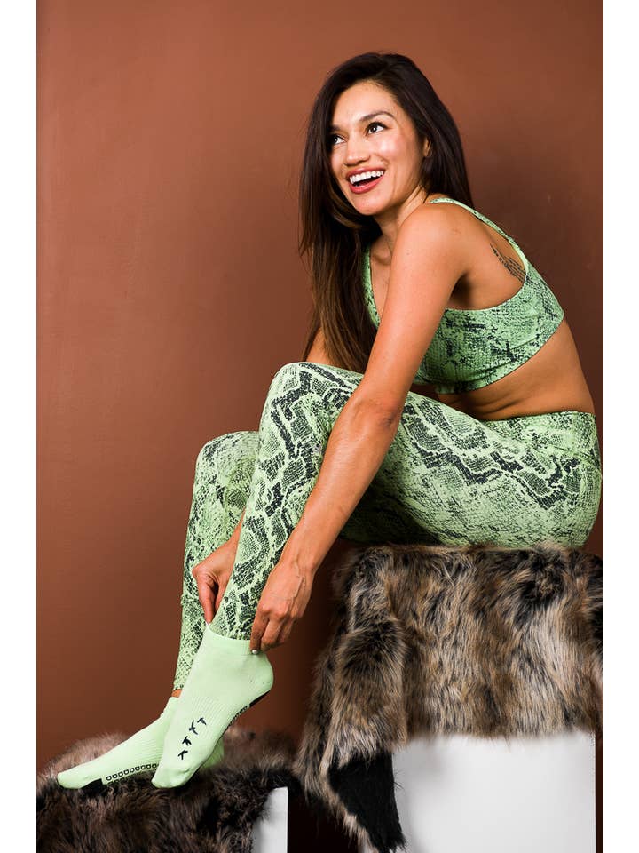 Arebesk - Wholesale Socks - Women's - Birdie Grip Sock6