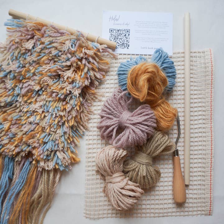 Living Fibers - Wholesale DIY Craft Kit - Popurri Latch hook kit