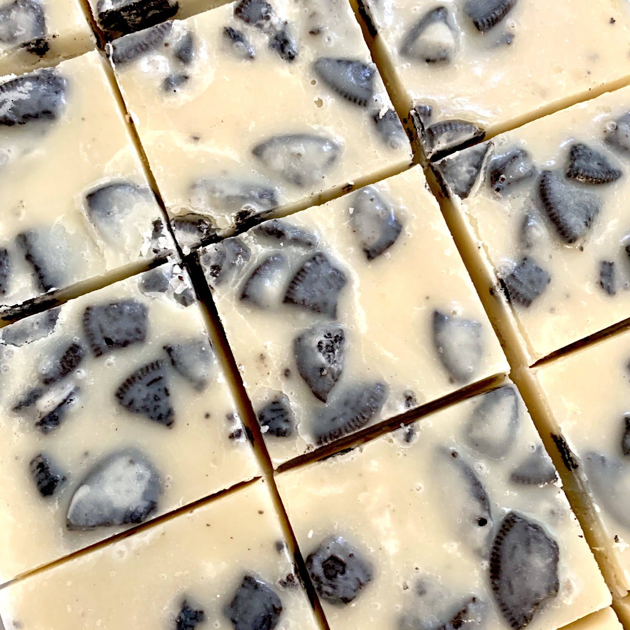 Slab Artisan Fudge – Engroshandel Fudge – Cookies & Cream fudgeplade - vegansk1