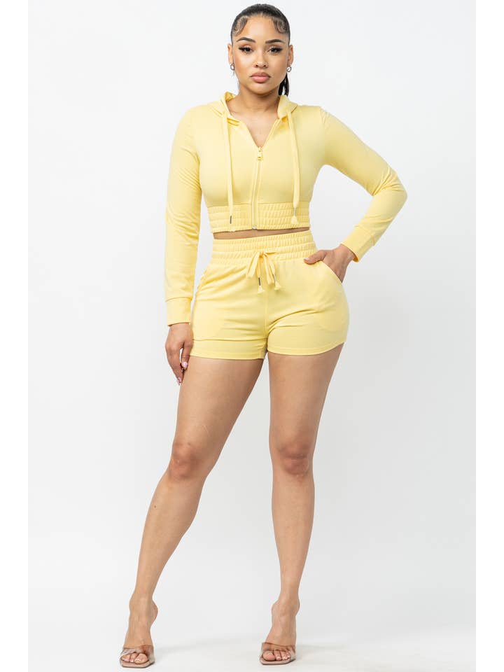 Boswell - Wholesale Lounge Set - Women's - HOODED CROP TOP AND SHORTS SET