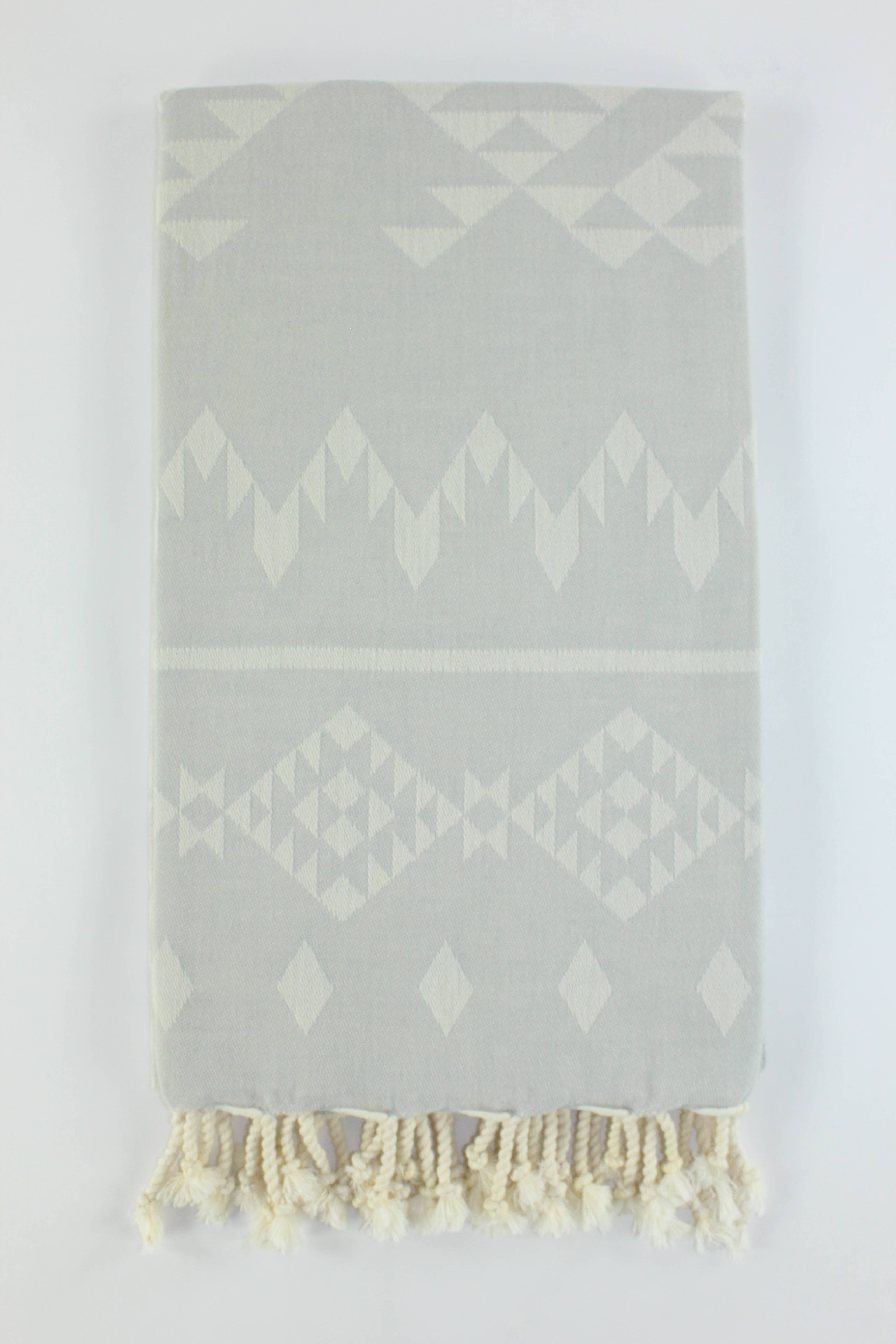 TURKISH LINEN & TOWELS - Wholesale Beach Towel - Premium Turkish Cotton Kilim Pattern Beach Bath Pool Towel7