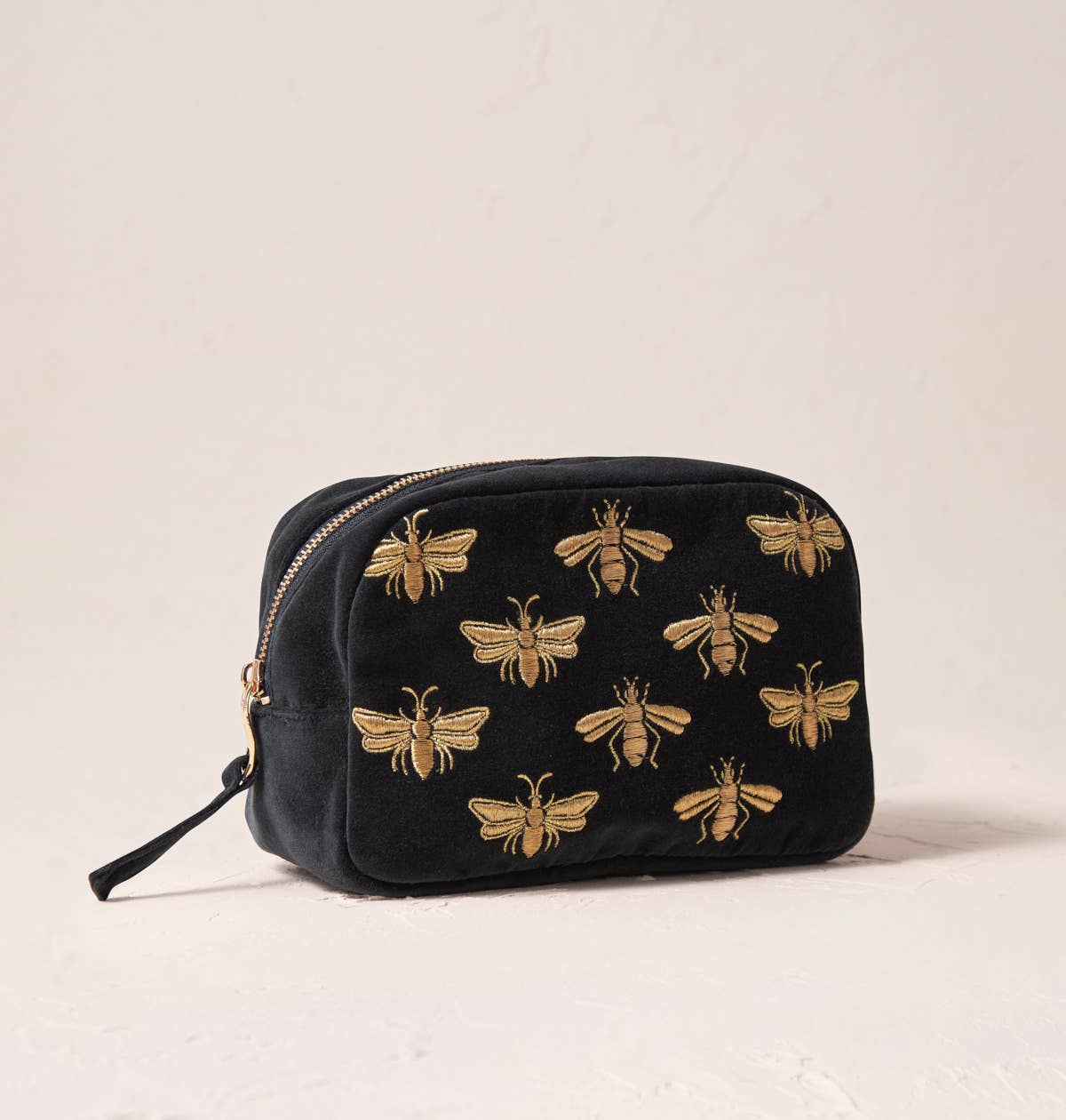 Elizabeth Scarlett Ltd – wholesale Make-up/cosmetic bag – Honey Bee Makeup Bag14