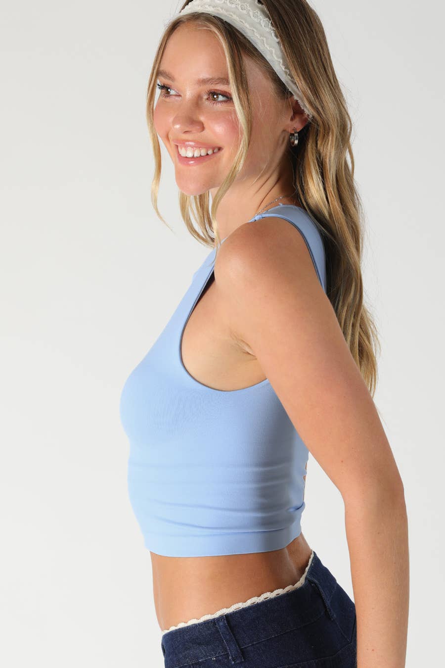 NIKIBIKI - Wholesale Knit Top - Women's - NS8370 - Clean Line Crew Neck Crop Top1