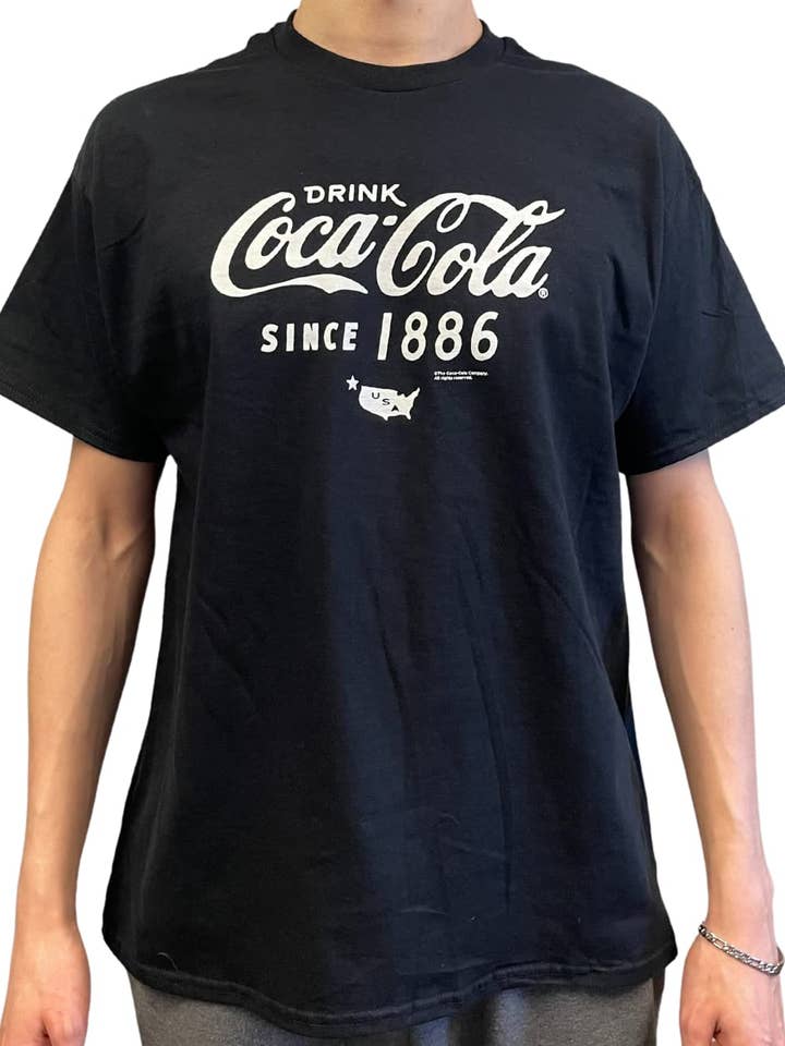 T-shirt a maniche corte nera vintage classica Coca-Cola per la vendita all'ingrosso da parte di BRIEF INSANITY
