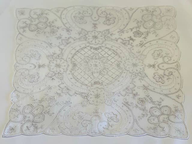 Simply Charming - Wholesale Handkerchief - Women's - Drawnwork Floral Hanky3