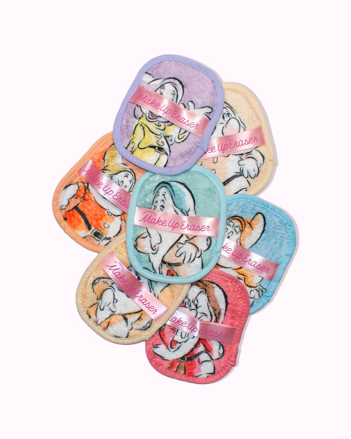 The Original MakeUp Eraser - Wholesale Makeup Remover - Snow White & The Seven Dwarfs 7-Day Gift Set  © Disney 4