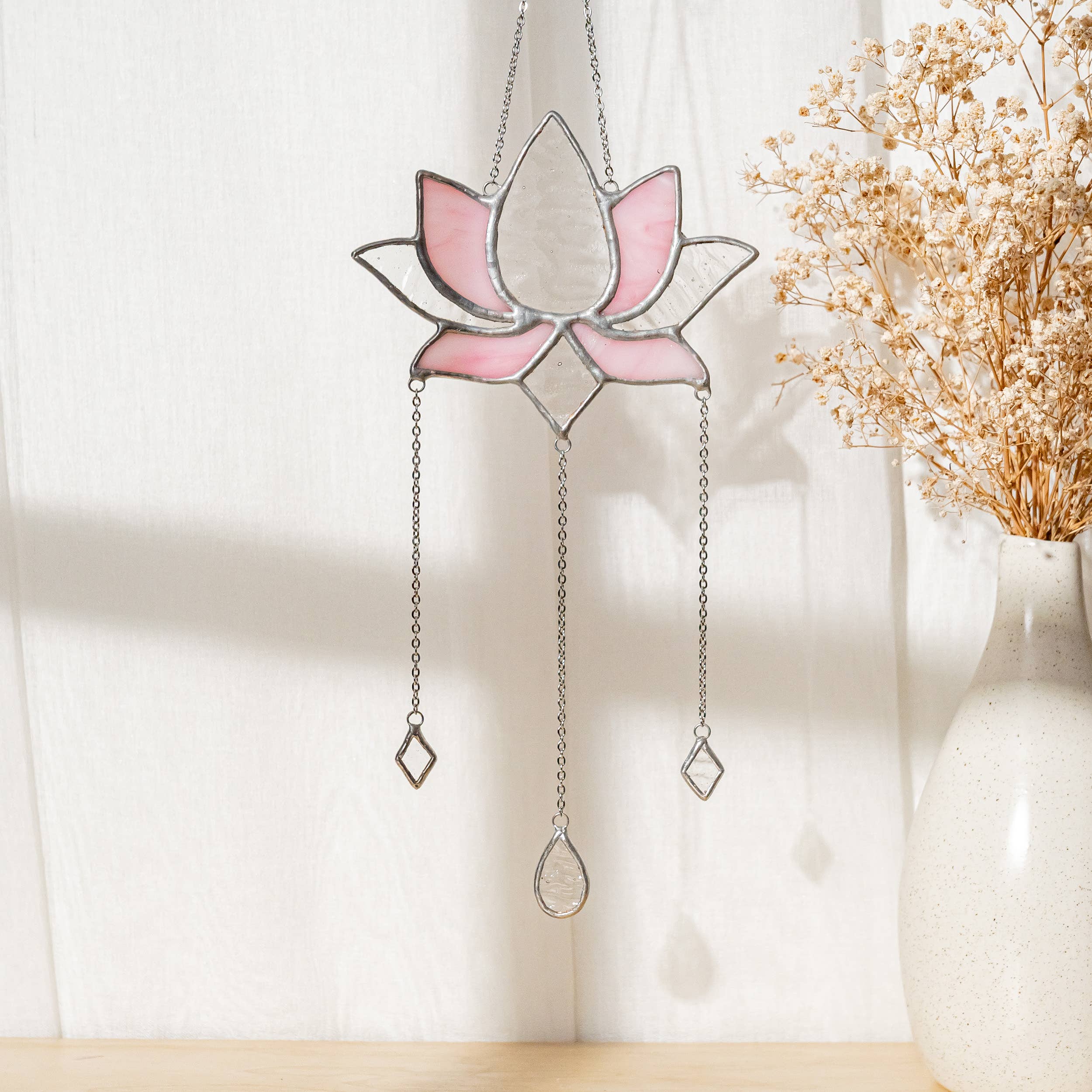 MondoBellissimo - Wholesale Suncatcher - Lotus Stained Glass Art F165